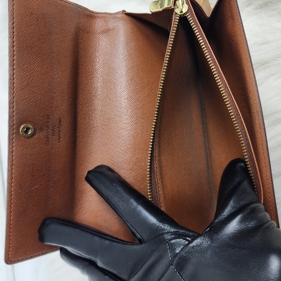 AUTH VINTAGE LOUIS VUITTON long wallet in monogram - Picture 12 of 14